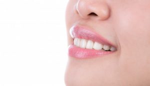 healthy-woman-teeth_1232-1812